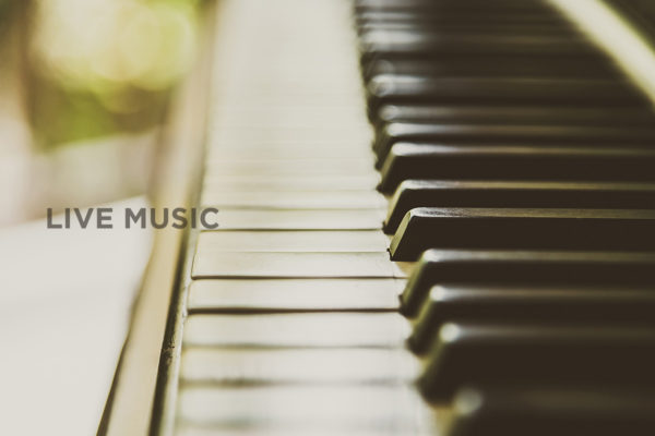 LIVE MUSIC